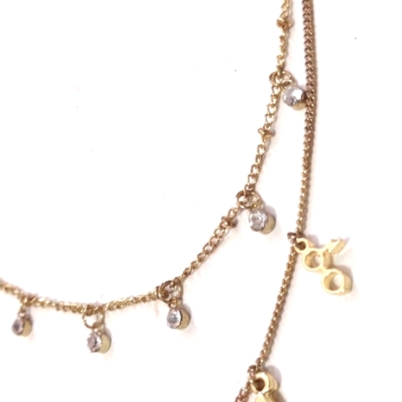 TM & WBEI HARRY POTTER COLLECTION 2018 GOLD-PLATED WARNER BROS. CHOKER NECKLACE - Picture 5 of 9